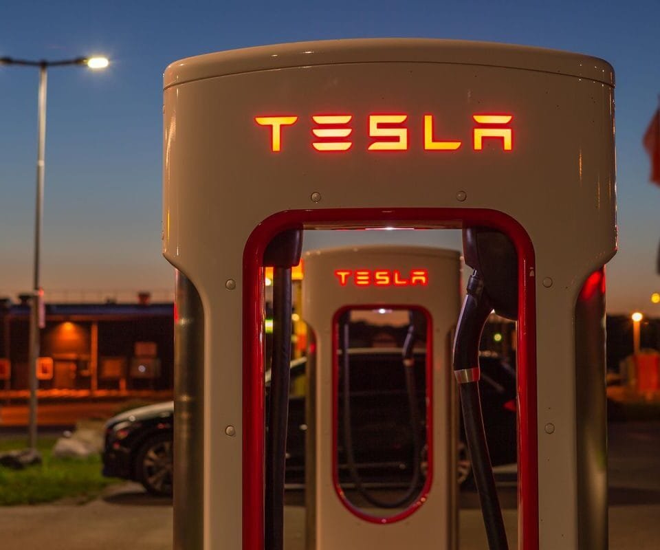 Part 3 – Tesla: Identifying Stakeholders – Internal and External